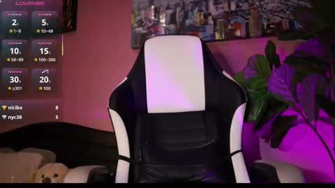 danaa_rouse online show from 01.12.26