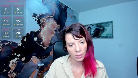 Snapshot of danaarey chatting on 01.10.25 Danaa Rey online show from 01.10.25