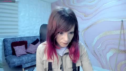 Snapshot of danaarey chatting on 01.13.25 Danaa Rey online show from 01.13.25