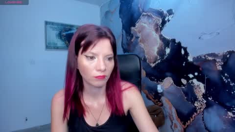 Snapshot of danaarey chatting on 01.20.25 Danaa Rey online show from 01.20.25