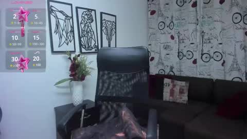 Snapshot of danaarey chatting on 03.06.25 Danaa Rey online show from 03.06.25