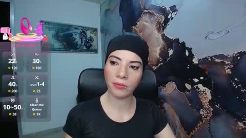 Snapshot of danaarey chatting on 09.25.25 Danaa Rey online show from 09.25.25