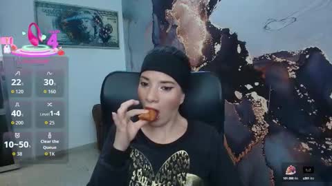 Snapshot of danaarey chatting on 10.10.25 Danaa Rey online show from 10.10.25