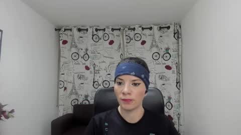 Snapshot of danaarey chatting on 10.16.25 Danaa Rey online show from 10.16.25