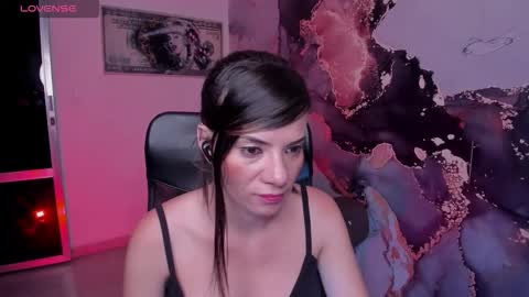 Danaa Rey online show from 11.29.25