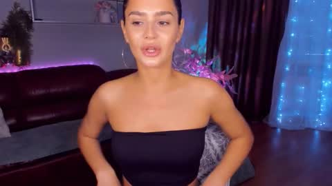 DanaMiers online show from 04.09.26