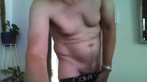 Snapshot of danbubs chatting on 01.09.25 danbubs online show from 01.09.25