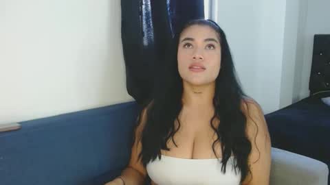 Snapshot of danessa_cruz chatting on 10.09.25 Danessa online show from 10.09.25