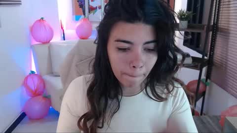 Veronica online show from 10.20.25