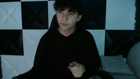 Snapshot of dani_cumboy chatting on 12.14.24 dani_cumboy online show from 12.14.24