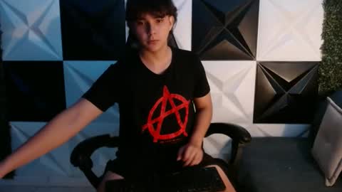 Snapshot of dani_cumboy chatting on 01.31.25 dani_cumboy online show from 01.31.25