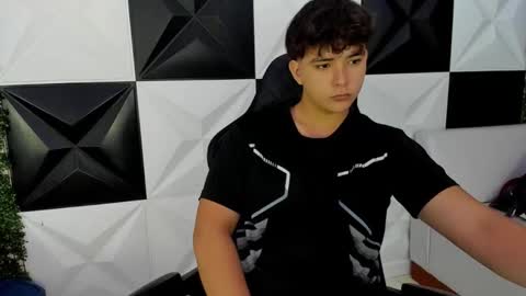 Snapshot of dani_cumboy chatting on 09.14.25 dani_cumboy online show from 09.14.25