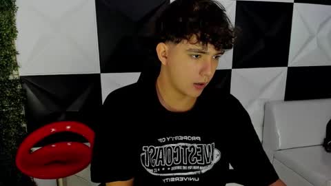 Snapshot of dani_cumboy chatting on 09.15.25 dani_cumboy online show from 09.15.25