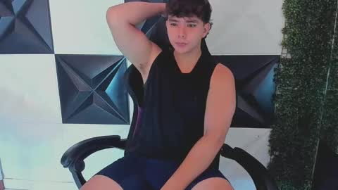 Snapshot of dani_cumboy chatting on 09.28.25 dani_cumboy online show from 09.28.25