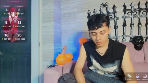 Snapshot of dani_rivass_ chatting on 10.22.25 Daniel online show from 10.22.25