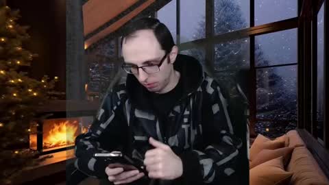 Daniel9121 online show from 12.19.24