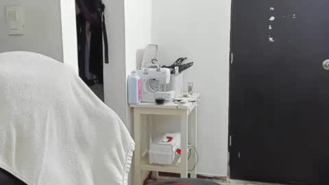 DANIEL online show from 04.30.26