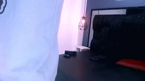 Daniel Delux  online show from 10.30.25