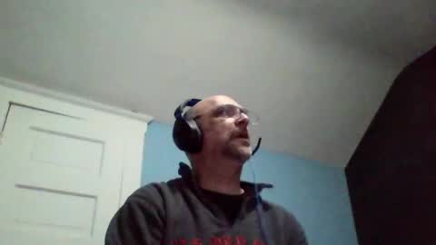 Snapshot of daniel_lbc chatting on 10.24.25 Daniel online show from 10.24.25