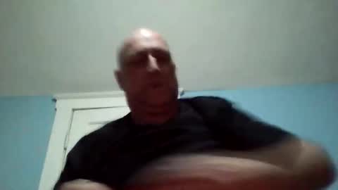 Snapshot of daniel_lbc chatting on 11.11.25 Daniel online show from 11.11.25