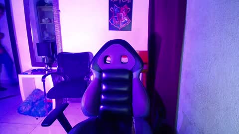 daniel_velez26 online show from 11.23.25