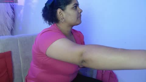 Snapshot of daniela512561107813 chatting on 05.12.26 daniela512561107813 online show from 05.12.26