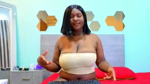 daniela_gil7 online show from 04.15.26