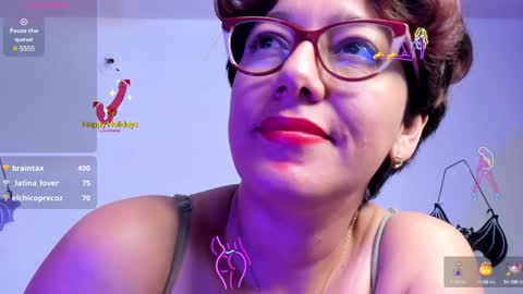 Snapshot of daniela_giraldo88 chatting on 12.12.24 Daniela online show from 12.12.24