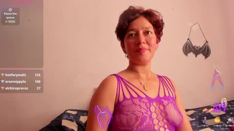 Snapshot of daniela_giraldo88 chatting on 01.22.25 Daniela online show from 01.22.25