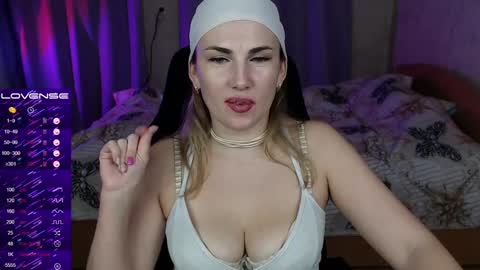 Daniela Cooper online show from 02.23.25