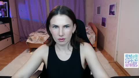 Daniela Cooper online show from 05.28.26