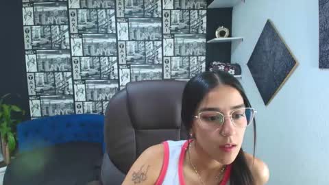 danielamonroe online show from 10.06.25
