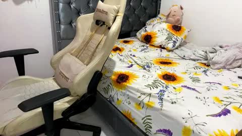 danielaw777 online show from 10.10.25