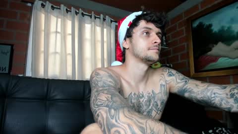 Snapshot of daniele_bunny chatting on 12.24.24 Daniele Bunny online show from 12.24.24