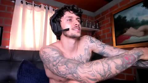 Snapshot of daniele_bunny chatting on 01.17.25 Daniele Bunny online show from 01.17.25