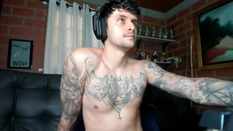 Snapshot of daniele_bunny chatting on 02.12.25 Daniele Bunny online show from 02.12.25