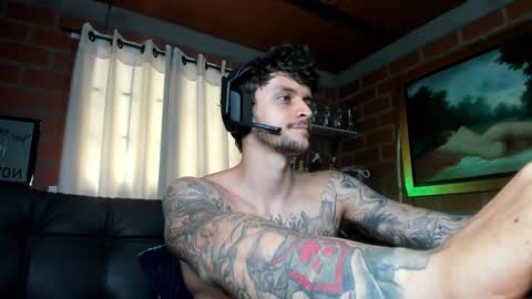 Snapshot of daniele_bunny chatting on 02.26.25 Daniele Bunny online show from 02.26.25