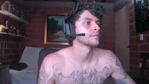 Snapshot of daniele_bunny chatting on 09.23.25 Daniele Bunny online show from 09.23.25