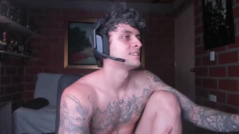 Snapshot of daniele_bunny chatting on 09.24.25 Daniele Bunny online show from 09.24.25