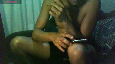 Snapshot of danielholmes_ chatting on 09.11.25 Daniel Holmes online show from 09.11.25