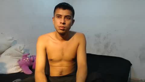 Snapshot of danielitopapii chatting on 12.30.24 danielitopapii online show from 12.30.24