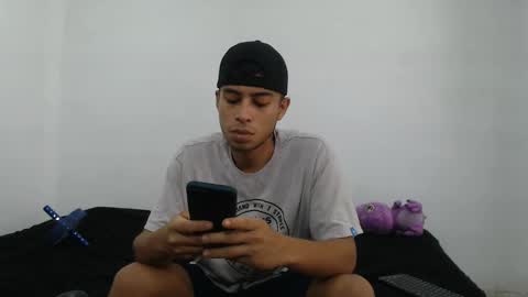 Snapshot of danielitopapii chatting on 02.20.25 danielitopapii online show from 02.20.25