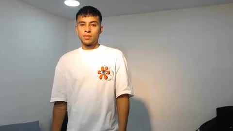 Snapshot of danielitopapii chatting on 03.06.25 danielitopapii online show from 03.06.25