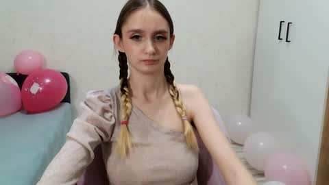 Daniella Martin online show from 12.03.24