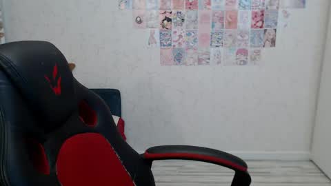 Daniella Martin online show from 05.12.26