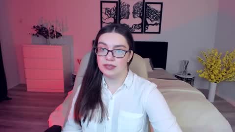 Daniella online show from 12.04.24
