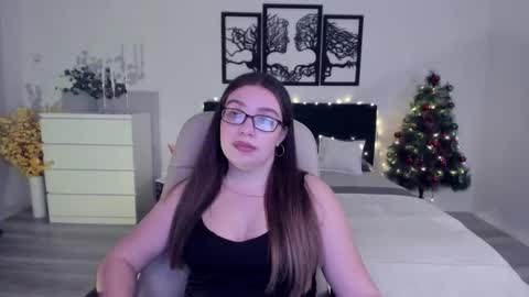 Daniella online show from 12.10.24