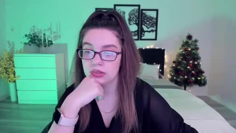 Daniella online show from 12.11.24