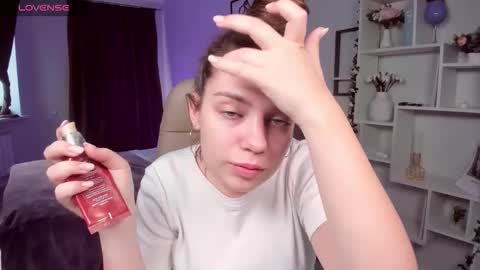 Snapshot of daniellasweet20 chatting on 09.21.25 Daniella online show from 09.21.25