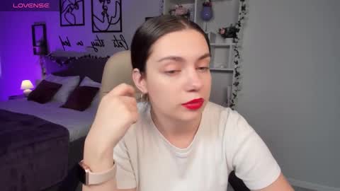 Snapshot of daniellasweet20 chatting on 10.23.25 Daniella online show from 10.23.25